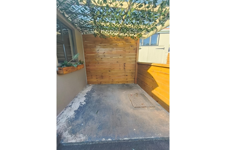 To Let commercial Property for Rent in Berea Eastern Cape